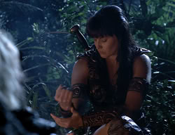 extant_XenaWarriorPrincess_2x14-ANecessaryEvil_02690