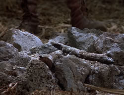 extant_XenaWarriorPrincess_2x14-ANecessaryEvil_02771