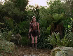 extant_XenaWarriorPrincess_2x14-ANecessaryEvil_02800