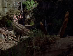 extant_XenaWarriorPrincess_2x14-ANecessaryEvil_02839