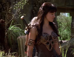 extant_XenaWarriorPrincess_2x14-ANecessaryEvil_02913