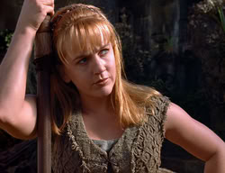 extant_XenaWarriorPrincess_2x14-ANecessaryEvil_02915