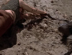 extant_XenaWarriorPrincess_2x14-ANecessaryEvil_03005