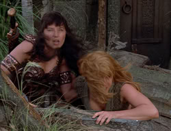 extant_XenaWarriorPrincess_2x14-ANecessaryEvil_03041
