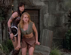 extant_XenaWarriorPrincess_2x14-ANecessaryEvil_03064