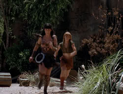extant_XenaWarriorPrincess_2x14-ANecessaryEvil_03083