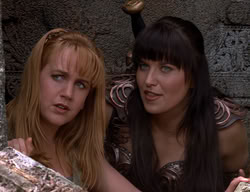 extant_XenaWarriorPrincess_2x14-ANecessaryEvil_03183