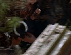 extant_XenaWarriorPrincess_2x14-ANecessaryEvil_03194