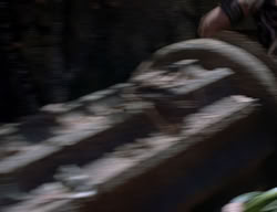 extant_XenaWarriorPrincess_2x14-ANecessaryEvil_03196