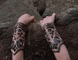extant_XenaWarriorPrincess_2x14-ANecessaryEvil_03301