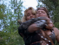extant_XenaWarriorPrincess_2x14-ANecessaryEvil_03369