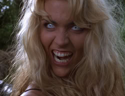 extant_XenaWarriorPrincess_2x14-ANecessaryEvil_03452