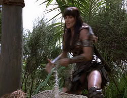 extant_XenaWarriorPrincess_2x14-ANecessaryEvil_03481