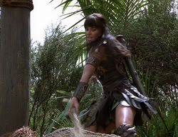 extant_XenaWarriorPrincess_2x14-ANecessaryEvil_03482