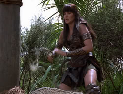 extant_XenaWarriorPrincess_2x14-ANecessaryEvil_03492