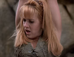 extant_XenaWarriorPrincess_2x14-ANecessaryEvil_03572