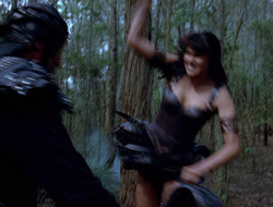 extant_XenaWarriorPrincess_2x15-ADayintheLife_00032
