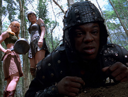 extant_XenaWarriorPrincess_2x15-ADayintheLife_00176