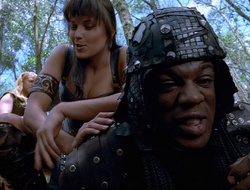 extant_XenaWarriorPrincess_2x15-ADayintheLife_00210