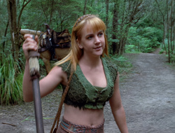 extant_XenaWarriorPrincess_2x15-ADayintheLife_00258