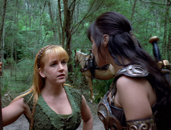 extant_XenaWarriorPrincess_2x15-ADayintheLife_00276