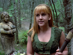 extant_XenaWarriorPrincess_2x15-ADayintheLife_00363
