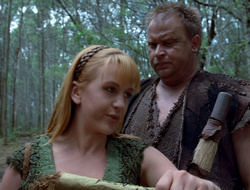 extant_XenaWarriorPrincess_2x15-ADayintheLife_00384