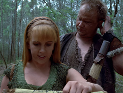 extant_XenaWarriorPrincess_2x15-ADayintheLife_00387