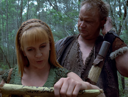 extant_XenaWarriorPrincess_2x15-ADayintheLife_00389