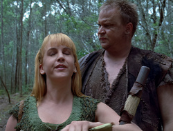 extant_XenaWarriorPrincess_2x15-ADayintheLife_00392