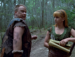 extant_XenaWarriorPrincess_2x15-ADayintheLife_00421