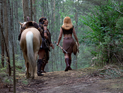 extant_XenaWarriorPrincess_2x15-ADayintheLife_00445