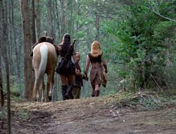 extant_XenaWarriorPrincess_2x15-ADayintheLife_00456