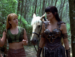 extant_XenaWarriorPrincess_2x15-ADayintheLife_00479
