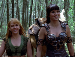 extant_XenaWarriorPrincess_2x15-ADayintheLife_00491