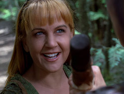 extant_XenaWarriorPrincess_2x15-ADayintheLife_00519