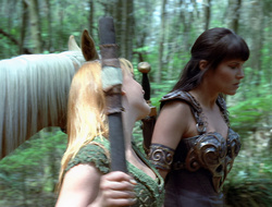 extant_XenaWarriorPrincess_2x15-ADayintheLife_00621