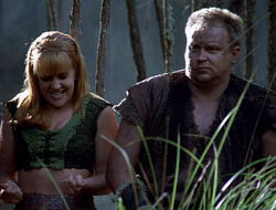 extant_XenaWarriorPrincess_2x15-ADayintheLife_00759