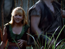 extant_XenaWarriorPrincess_2x15-ADayintheLife_00821