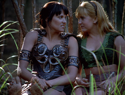 extant_XenaWarriorPrincess_2x15-ADayintheLife_00842