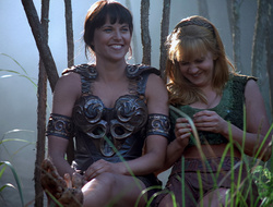 extant_XenaWarriorPrincess_2x15-ADayintheLife_00881