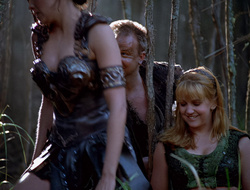 extant_XenaWarriorPrincess_2x15-ADayintheLife_00919