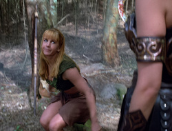 extant_XenaWarriorPrincess_2x15-ADayintheLife_00951