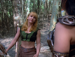 extant_XenaWarriorPrincess_2x15-ADayintheLife_00952