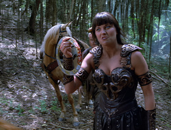 extant_XenaWarriorPrincess_2x15-ADayintheLife_00953