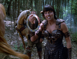 extant_XenaWarriorPrincess_2x15-ADayintheLife_00954