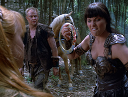 extant_XenaWarriorPrincess_2x15-ADayintheLife_00956