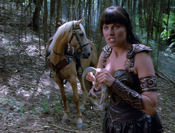 extant_XenaWarriorPrincess_2x15-ADayintheLife_00959