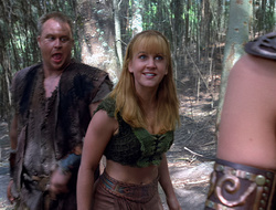 extant_XenaWarriorPrincess_2x15-ADayintheLife_00969
