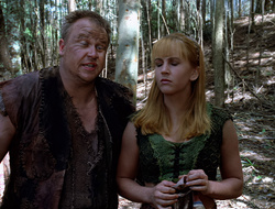 extant_XenaWarriorPrincess_2x15-ADayintheLife_01020